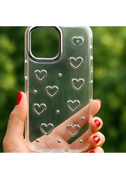 iPhone 13/14 Kılıf Kalp Desenli Şeffaf Simli Gümüş Kamera Çıkıntılı Parlak Kapak