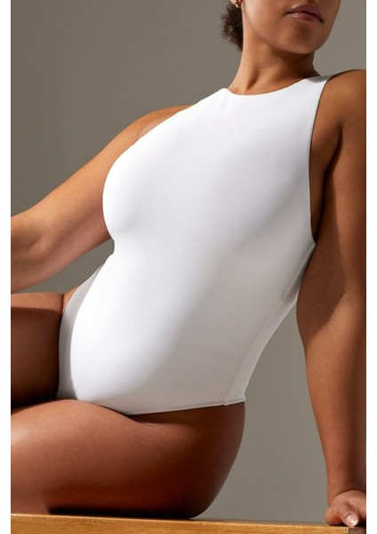 Astarlı Halter Yaka Yumuşak Dokulu Esnek Çıtçıtlı Bodysuit fırsatları