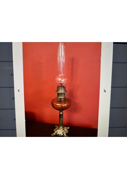 Fransız Pirinç ve Mermer Kaideli Gaz Lambası - 67 cm Boyunda