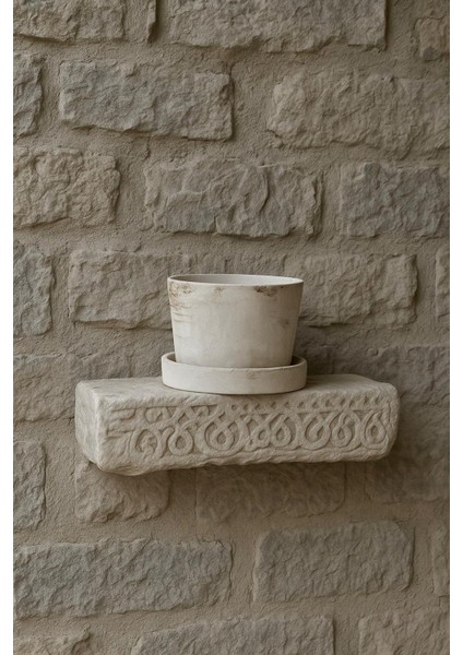 El Yapımı Mermer Desenli Beton Saksı – Altlığıyla Birlikte