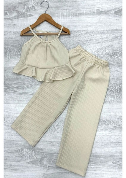 Rahat ve Şık Kız Çocuk Yazlık Takım