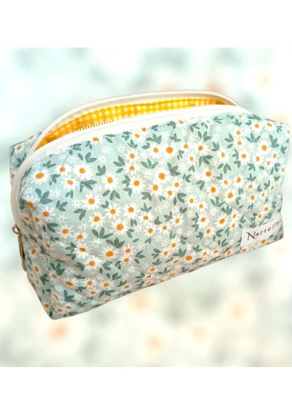 Cotton Blossom Kapitoneli Astarlı Makyaj ve Kozmetik Organizer Çanta Yeşil Zemin Papatya Desenli Elyaf Dolgulu Geniş Boy indirimleri