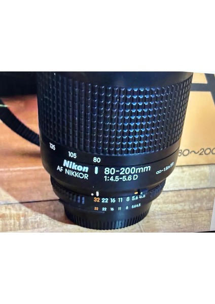 Nikon F50 Fotoğraf Makinası 2 Lens ve Çantasıyla - Pili Bitiktir Değişmesi Lazım - Çalışır