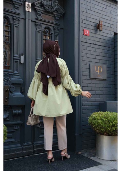 Büzgü Detaylı Çağla Yeşili Tesettür Tunik 101033CY modelleri