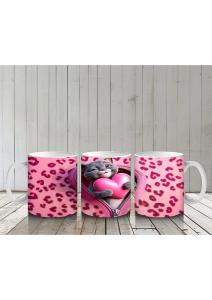Leopar Desenli Kalpte Sevimli Kedicik– Baskılı Kahve Kupası