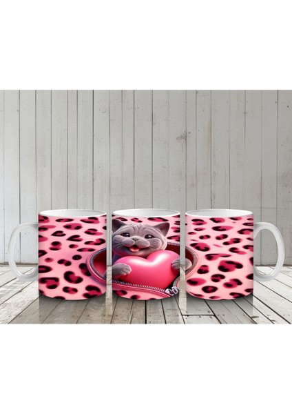 Pembe Leopar Desenli Fon Üzerinde Kalpli Kedi – Baskılı Kahve Kupası