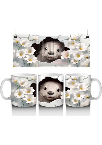 Beyaz Çiçekler Arasında Gülümseyen Sevimli Ayı – Baskılı Kahve Kupası