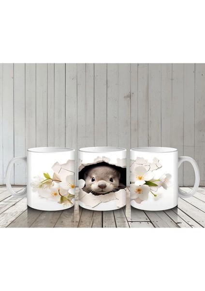 Beyaz Çiçekler Içinde Tatlı Fok Yavrusu – Baskılı Kahve Kupası