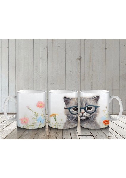 Çiçekli Zemin Üzerinde Gözlüklü Sevimli Kedi – Baskılı Kahve Kupası