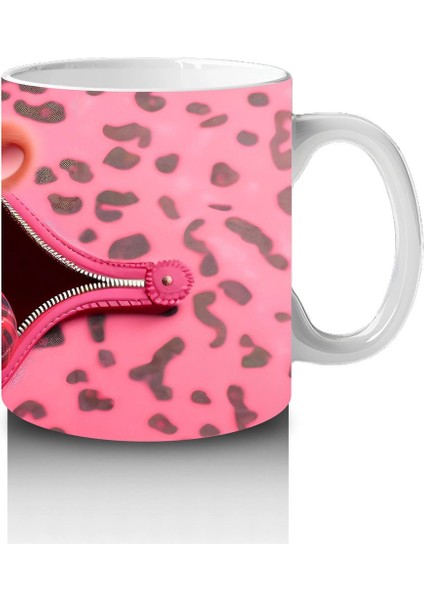 Leopar Desenli Kalpli Zeminde Sevimli Inek Karakteri - Baskılı Kahve Kupası fırsatları