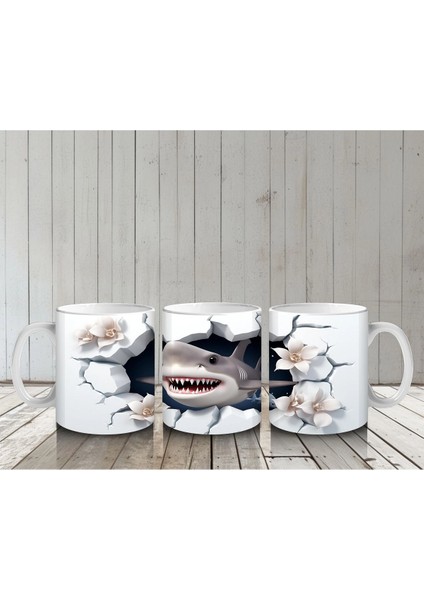 Çatlak Duvar Arasında Sinsi Köpekbalığı – Baskılı Kahve Kupası