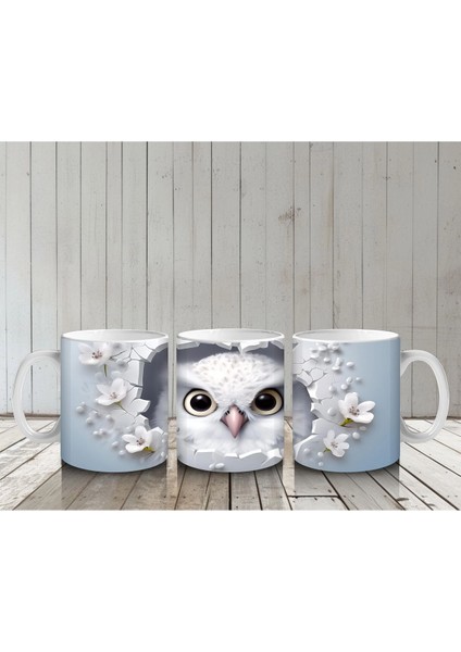Beyaz Çiçeklerle Çevrelenmiş Tatlı Baykuş – Baskılı Kahve Kupası