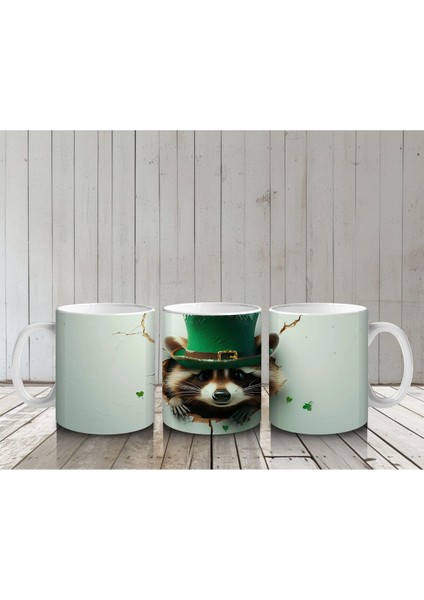 St. Patrick Şapkalı Tüylü Rakun – Baskılı Kahve Kupası