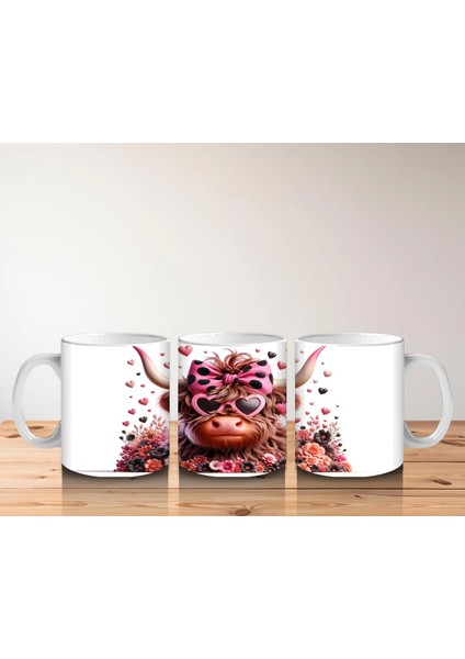 Çiçekler ve Kalplerle Süslenmiş Boğa Figürü – Baskılı Kahve Kupası indirimleri