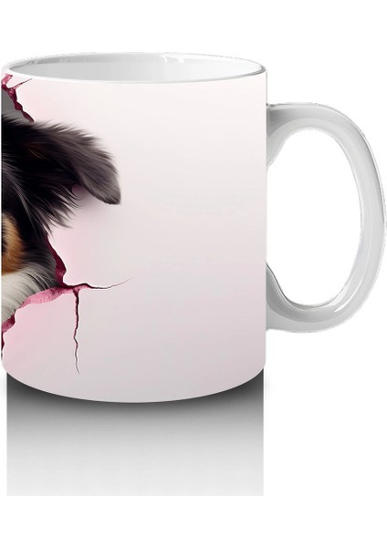 Pembe Kurdeleyle Süslenmiş Duvar Arasında Avustralyan Çoban Köpeği - Baskılı Kahve Kupası fırsatları