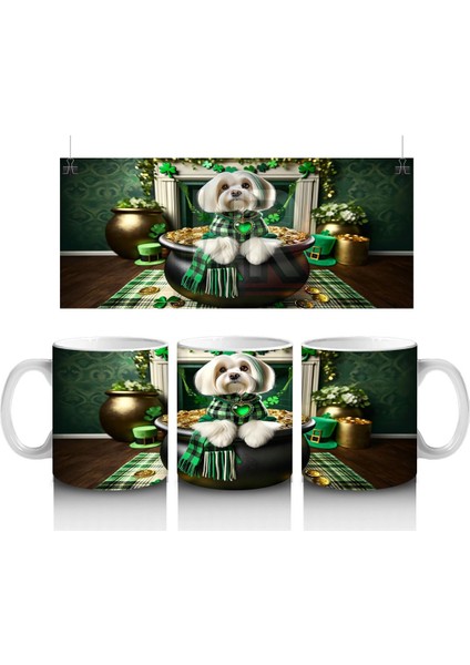 Yeşil Temalı Masada Oturan St. Patrick Bulldog – Baskılı Kahve Kupası