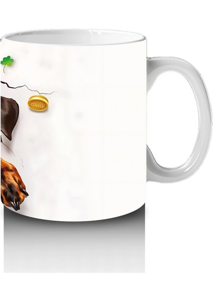 Şapkalı Doberman ve Dört Yapraklı Yoncalar – Baskılı Kahve Kupası fırsatları