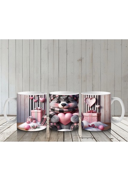 Pembe Kalplerle Süslenmiş Ayıcık – Baskılı Kahve Kupası
