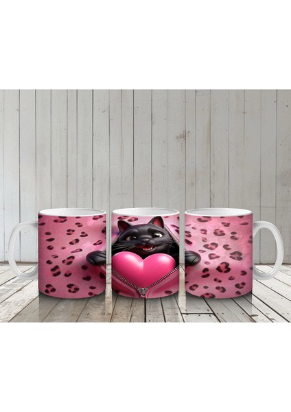 Leopar Desenli Zeminde Kalpli Yastığa Sarılan Siyah Kedi - Baskılı Kahve Kupası