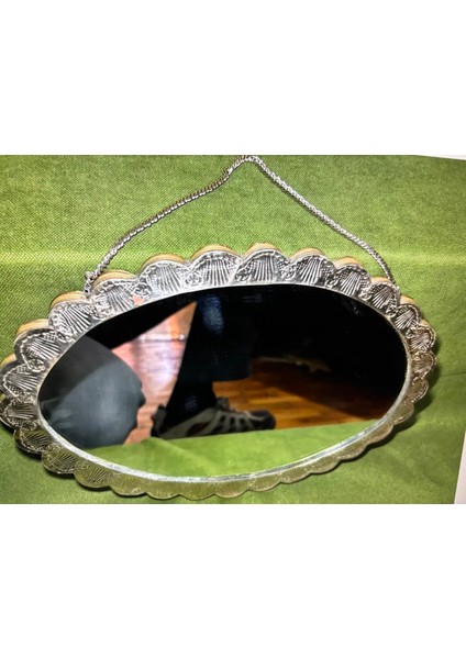 Gümüş Duvar Aynası 29,5 cm x 21 cm x 1 cm Ölçülerinde fiyatları