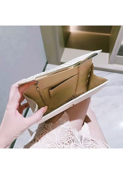 Kadınların Akşam Partisi Için Çıkarılabilir Omuz Askılı Parıldayan Pürüzsüz Kavisli Crossbody Çanta fırsatları