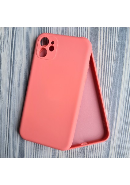 iPhone 11 Uyumlu Kamera Korumalı Lansman Içi Kadife Silikon Kılıf