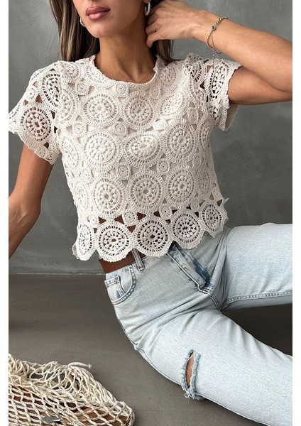 Astarlı Yuvarlak Yaka Ajurlu Dantel Örgü Triko Bluz indirimleri