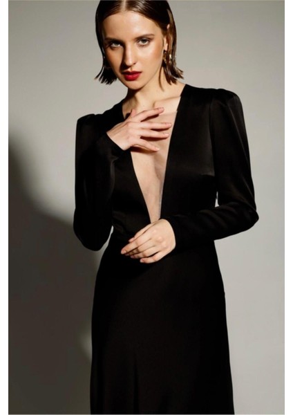 Dekolteli Fabia Elbise