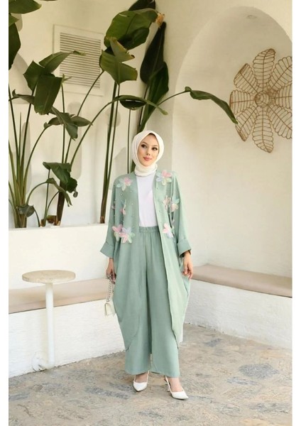 Çiçekli Ikili Kimono Takım