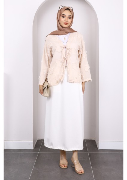 Bej Ön Bağlamalı Püsküllü Kimono fiyatları