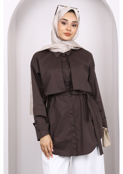 Kahverengi Pelerin Apoletli Kuşaklı Gömlek