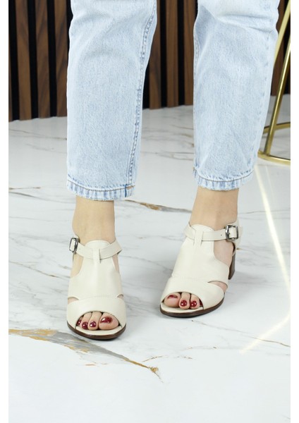 Svajone Bej Hakiki Deri Kesik Detaylı Tokalı Topuklu Sandalet modelleri