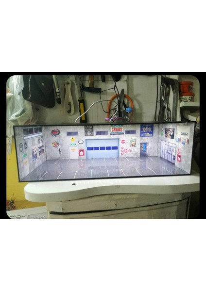 20 Araçlık Hotwheels Garaj Diorama 1.64 Ölçek fırsatları