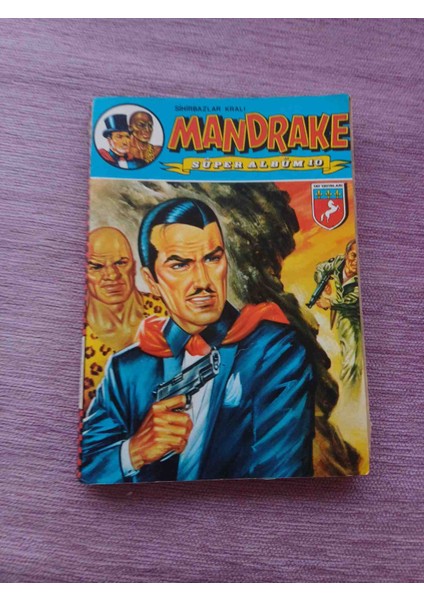 Mandrake Super Album 10 Sayi 35-36-37 Toplamda 166 Sayfa Sadece Son Fasikül Arka Kapak Yok Onun Dışında Kapaklar Eksiksiz Kondisyon Çok Iyi Durumda