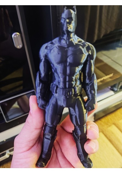 3D Baskı Siyah Batman Figürü – 18 cm