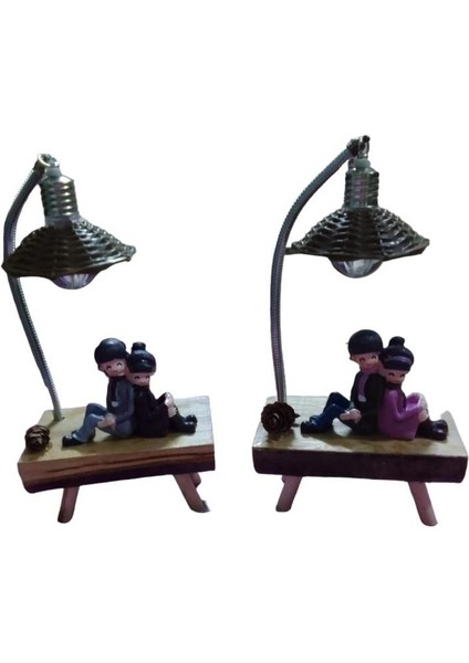 Sokak Lambası Altındaki Sevgili Çift Işıklı Biblo