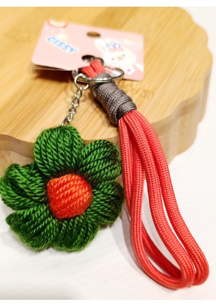 Örme Çiçek Desenli Gösterişli Anahtarlık