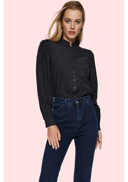 Kadın Pamuklu Dokuma Gömlek Renk Dantel Detaylı Şık Gece Koleksiyonu Yaz Aylarının Vazgeçilmezi fiyatları