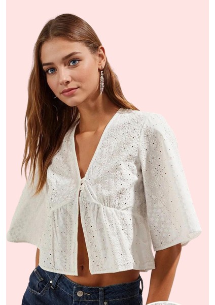 Kadın Yazlık Çiçekli Desenli V Yaka Truvakar Kol Gömlek Pamuk Günlük Kullanım Modern Tasarım