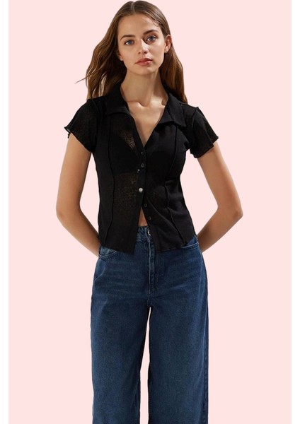 Kadın Kısa Kollu Fitted Gömlek Düz Desen Yaka Polyester Günlük Kullanım Yaz Aylarının Vazgeçilmezi fiyatları