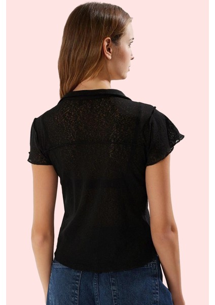 Kadın Kısa Kollu Fitted Gömlek Düz Desen Yaka Polyester Günlük Kullanım Yaz Aylarının Vazgeçilmezi modelleri