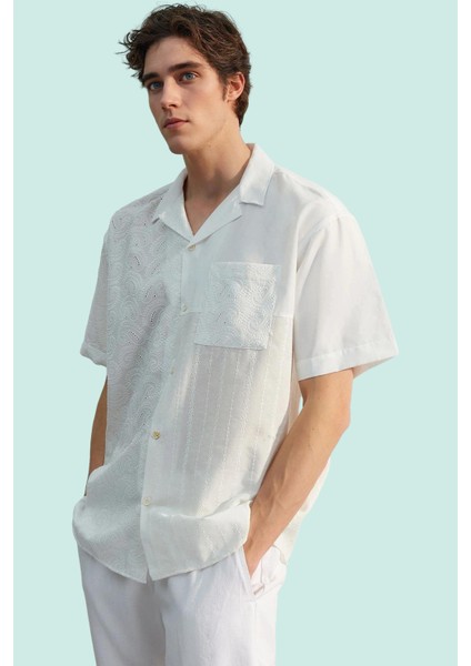 Erkek Oversize Apaş Yaka Brode Gömlek Geometrik Desen Yazlık Günlük Kullanım Modern Tasarım fiyatları