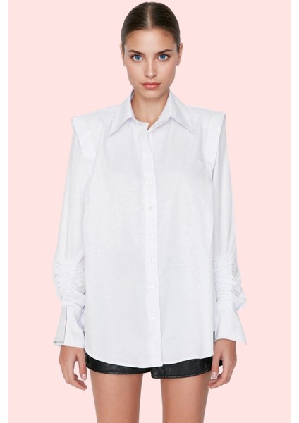 Kadın Poplin Kumaş Gömlek Yaka Basic Desenli Uzun Kollu Günlük ve Iş Hayatı Modern Tasarım modelleri