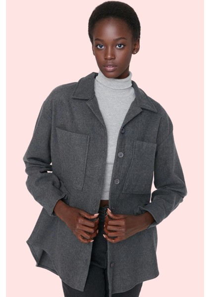 Kadın Oversize Kaşe Dokuma Gömlek Düz Desen Günlük Kullanım Için Yaz Aylarının Vazgeçilmezi fiyatları