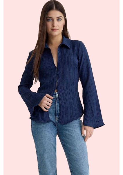 Kadın Dokulu Fitted Gömlek Crinkle Dokuma Günlük Kullanım Hafta Sonu Yaz Aylarının Vazgeçilmezi