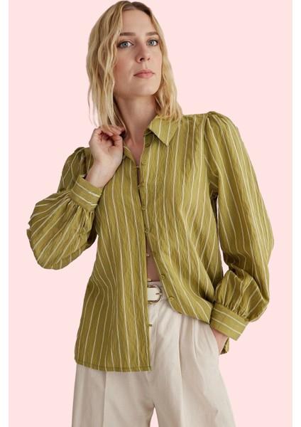 Kadın Çizgili Dokuma Gömlek Yaka Detaylı Regular Kalıp Uzun Kollu Günlük Kombinler Hafta Sonu