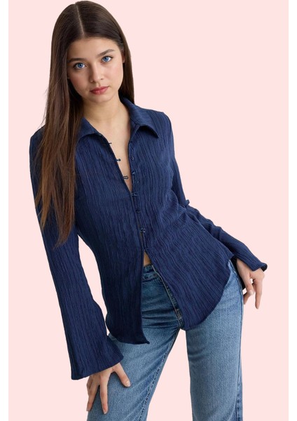 Kadın Dokulu Fitted Gömlek Crinkle Dokuma Günlük Kullanım Hafta Sonu Yaz Aylarının Vazgeçilmezi fiyatları