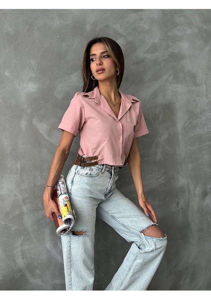 Kemer Detaylı V Yaka Crop Cepli Gömlek fiyatları