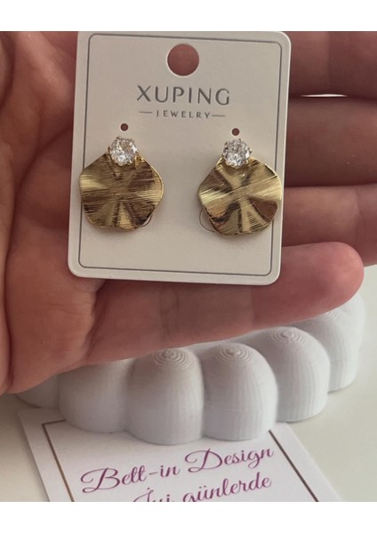 Xuping Gold Işıltılı Çelik Kadın Küpe fiyatları
