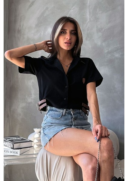 Kemer Detaylı V Yaka Crop Cepli Gömlek